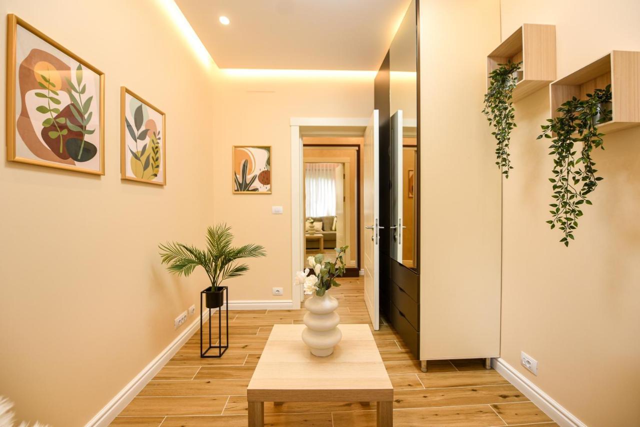 Green Leafy Brasov - Ideal 2 Bedroom Apartment 외부 사진