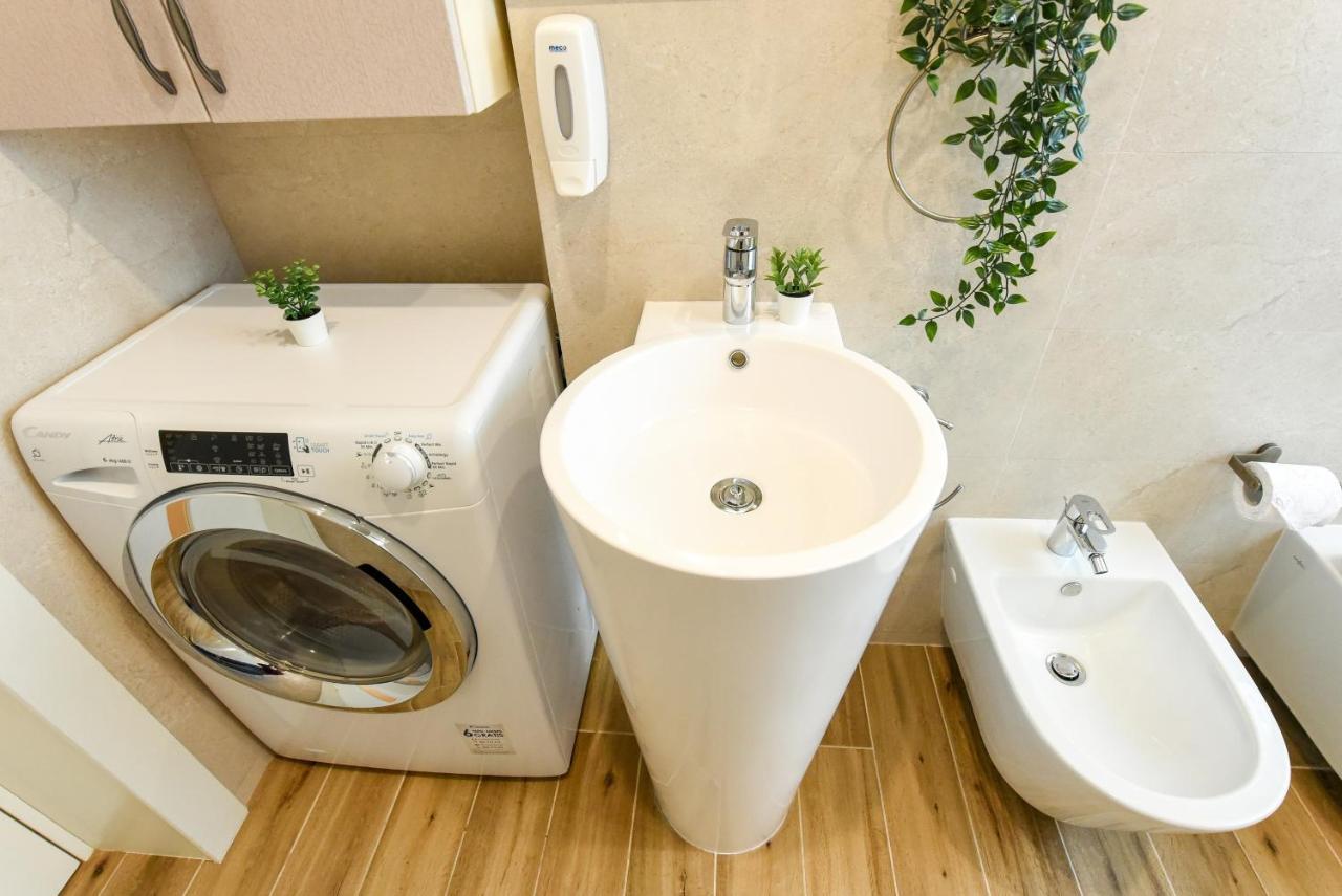 Green Leafy Brasov - Ideal 2 Bedroom Apartment 외부 사진